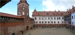 Панорамка замковой площади